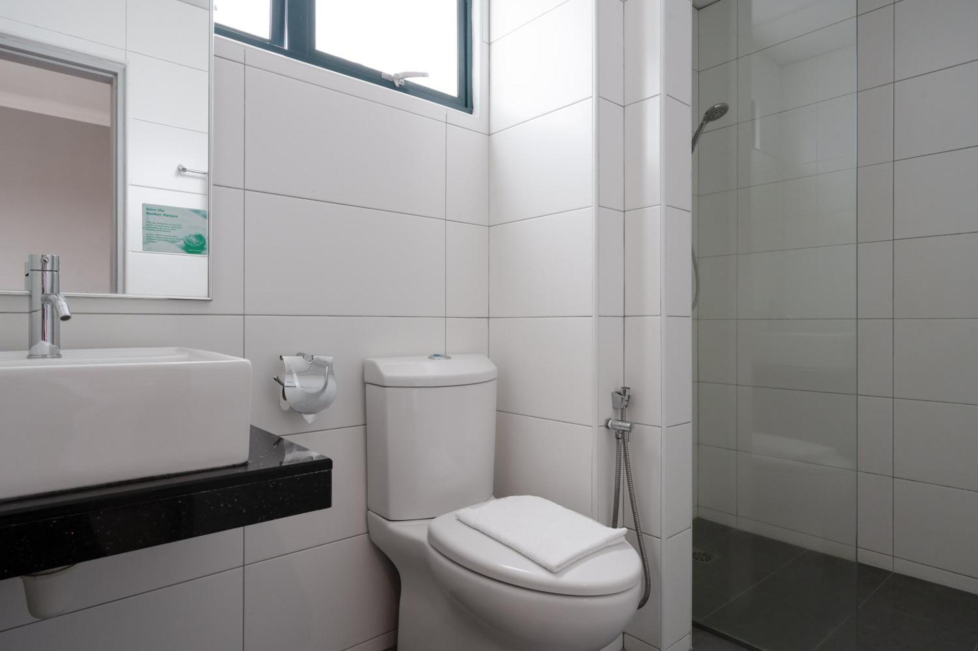 Golden View Serviced Apartments Tanjung Tokong Exteriér fotografie