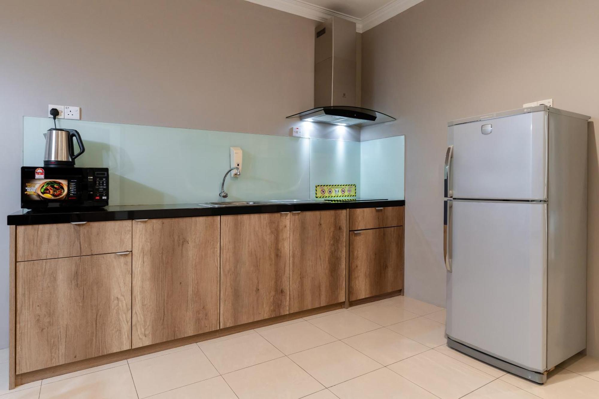 Golden View Serviced Apartments Tanjung Tokong Exteriér fotografie