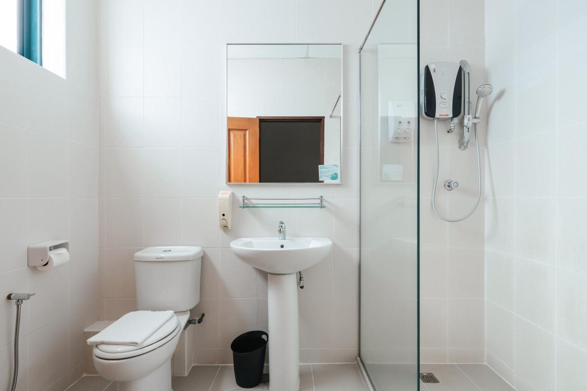Golden View Serviced Apartments Tanjung Tokong Exteriér fotografie