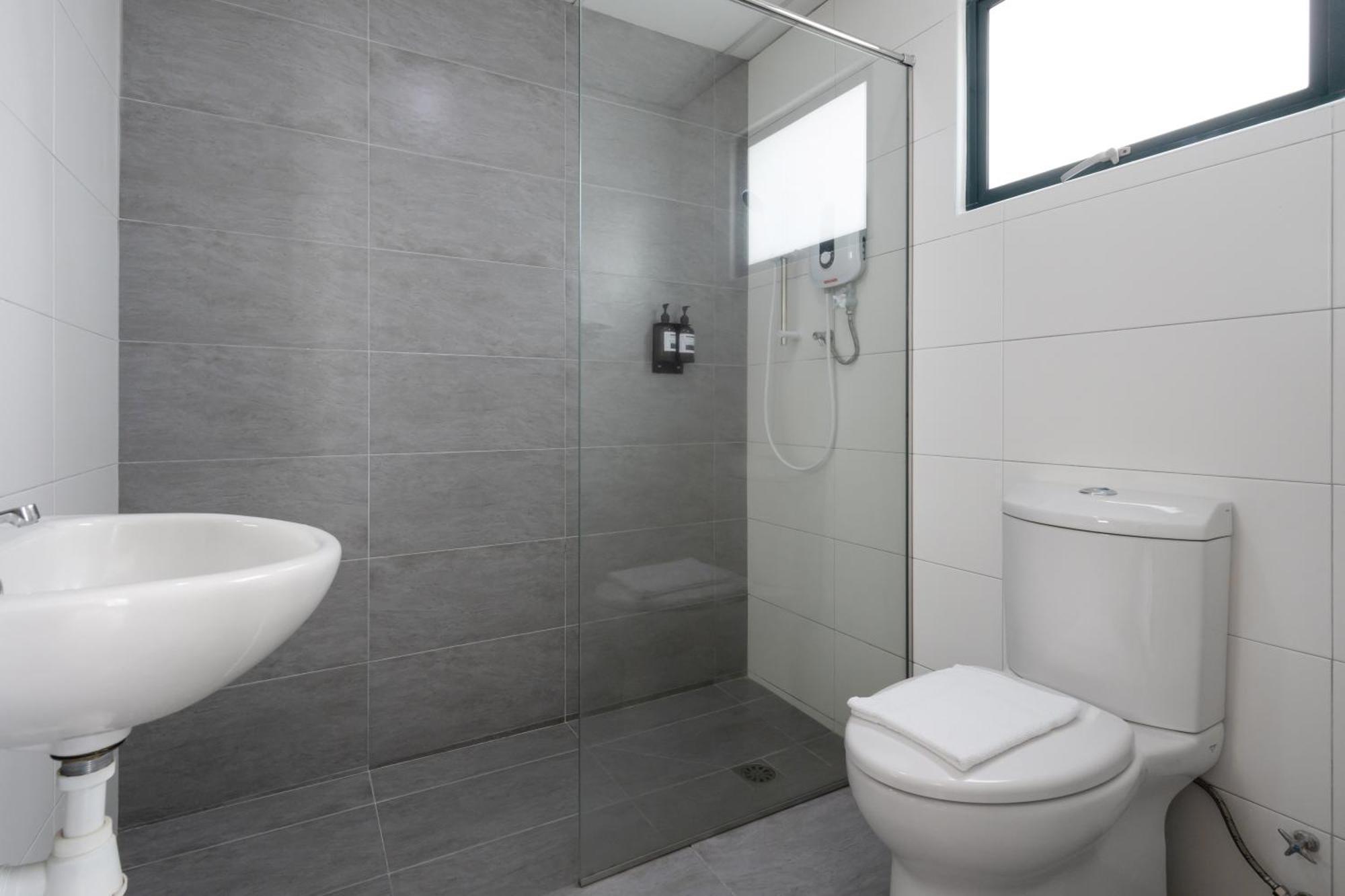 Golden View Serviced Apartments Tanjung Tokong Exteriér fotografie