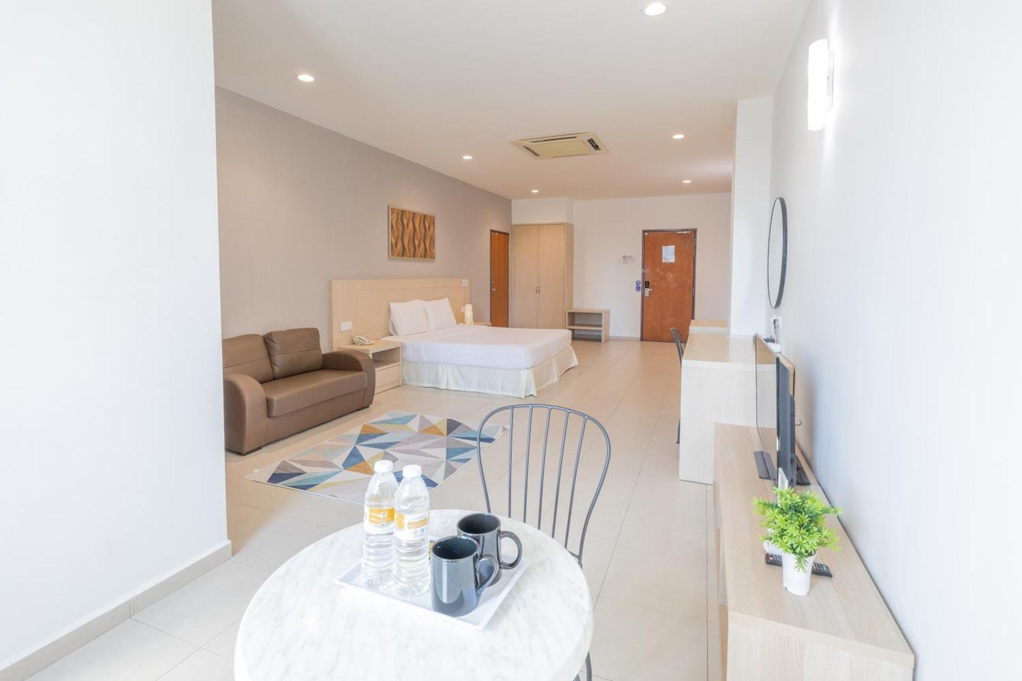 Golden View Serviced Apartments Tanjung Tokong Exteriér fotografie